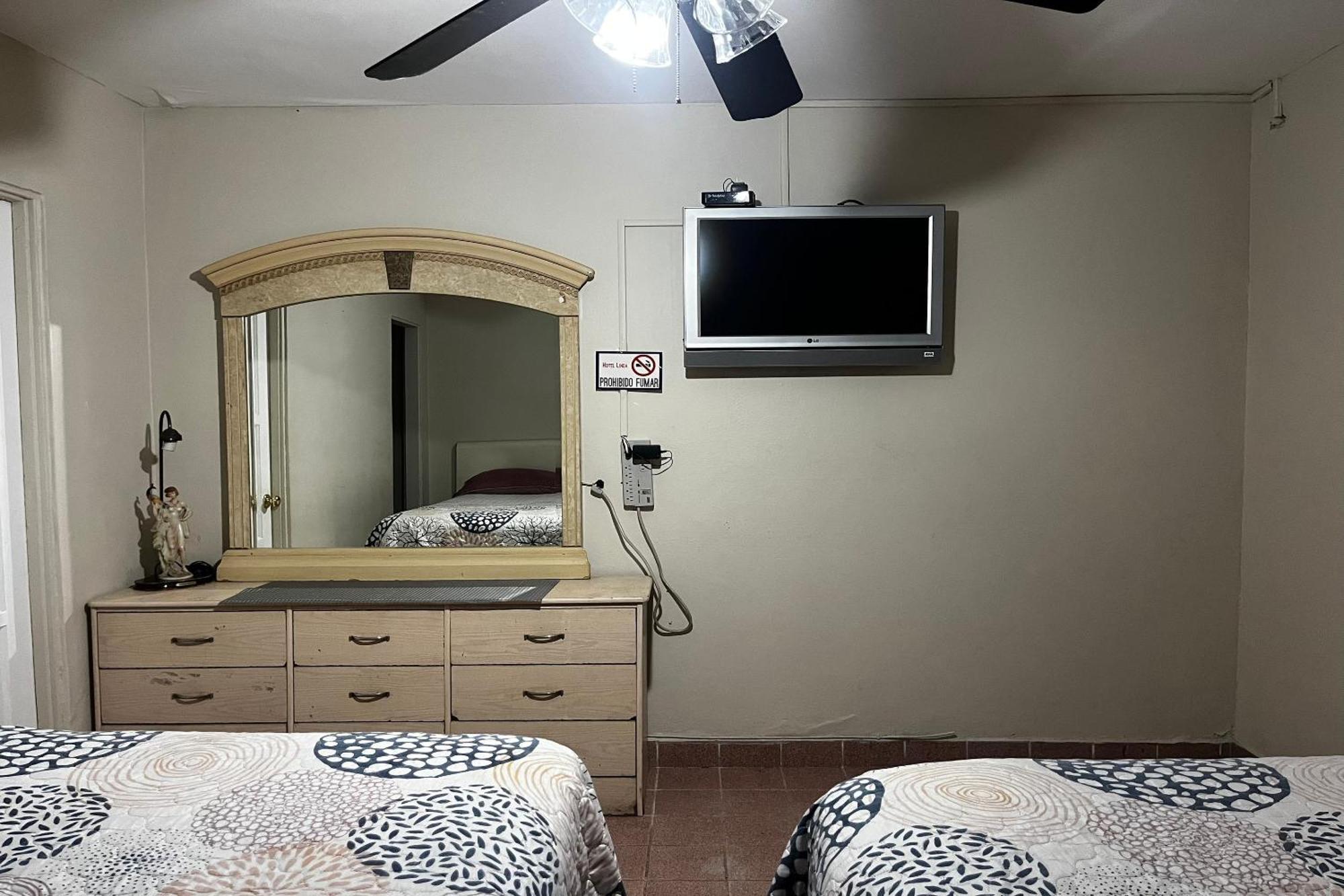 Oyo Hotel Linda Tijuana Eksteriør billede