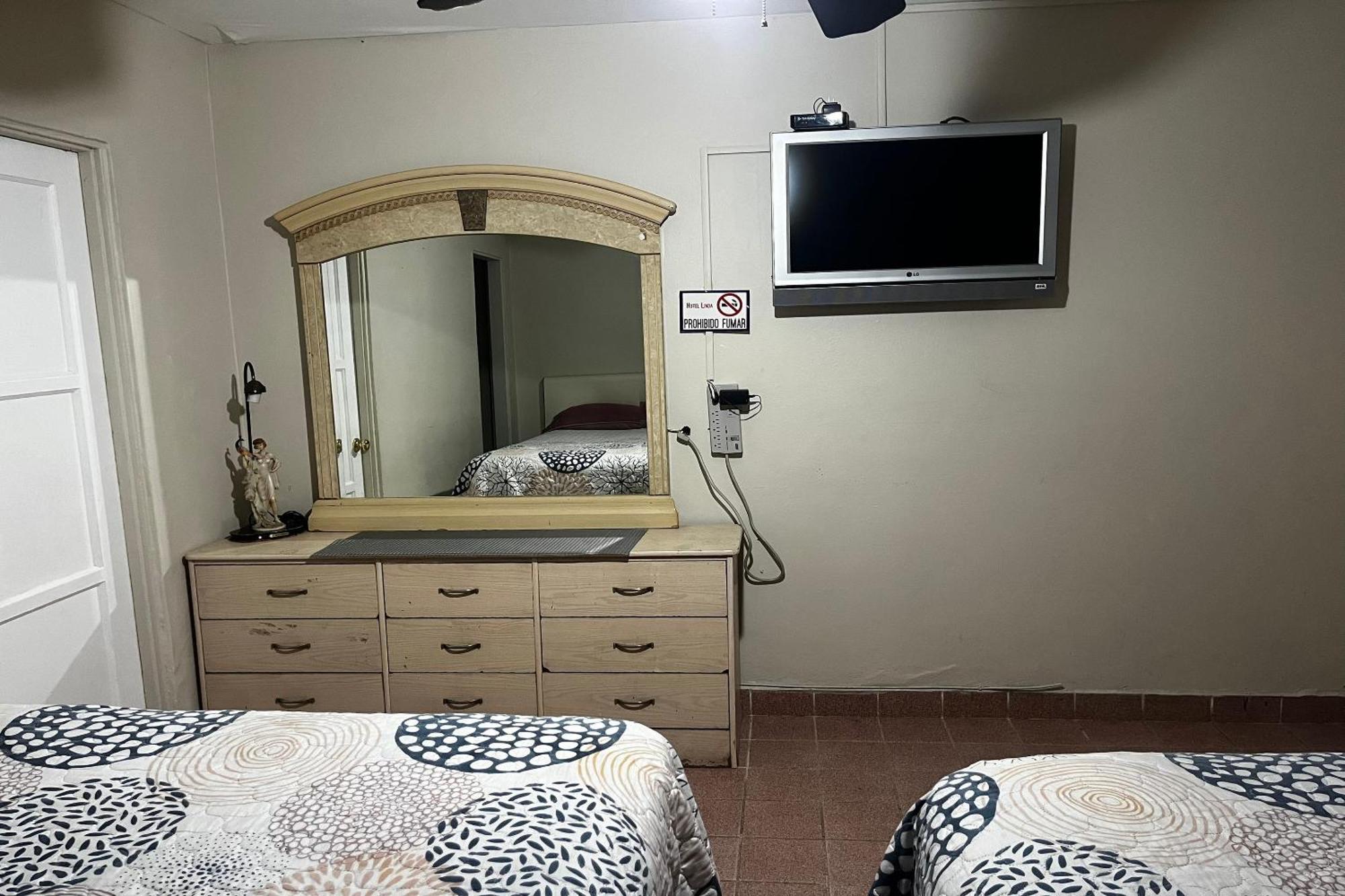Oyo Hotel Linda Tijuana Eksteriør billede