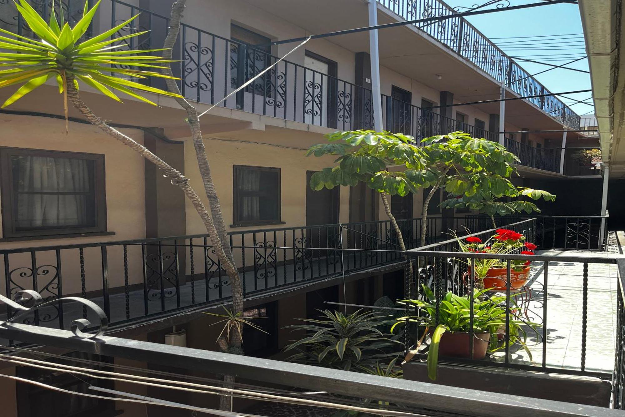 Oyo Hotel Linda Tijuana Eksteriør billede