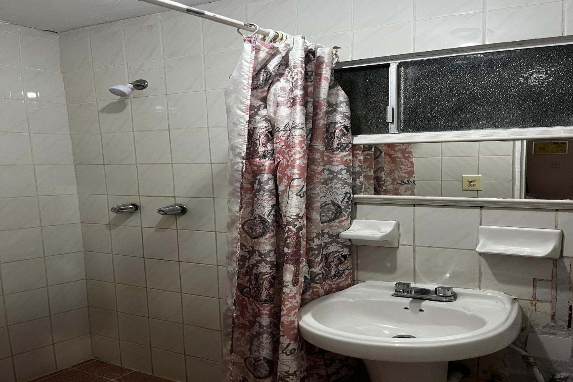 Oyo Hotel Linda Tijuana Eksteriør billede