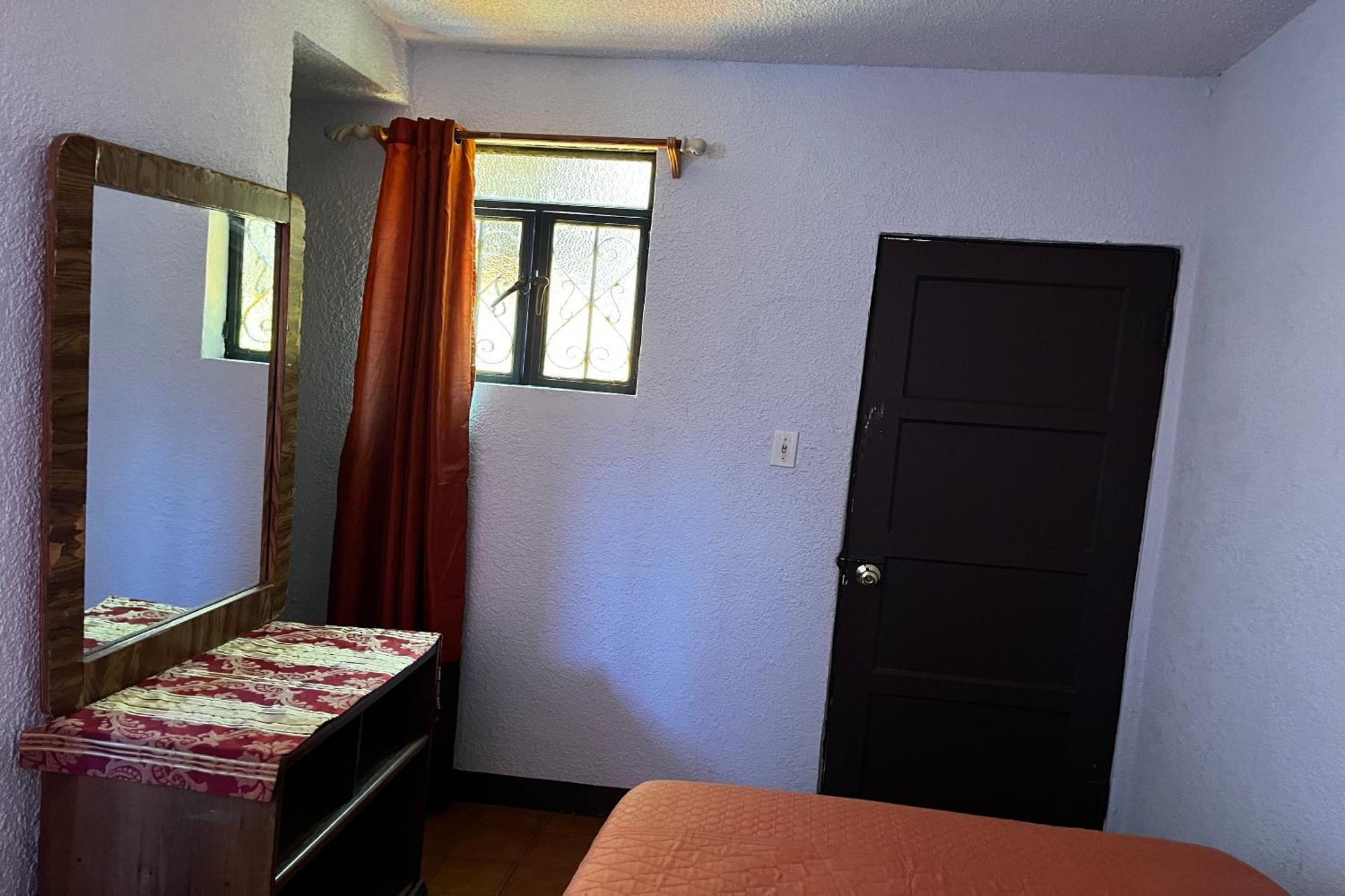 Oyo Hotel Linda Tijuana Eksteriør billede